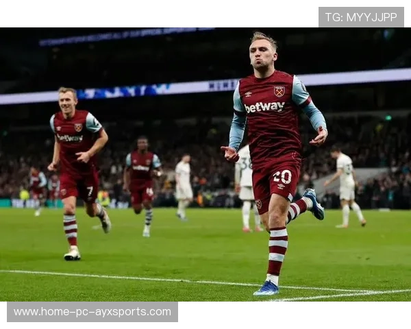 背身回做转身抽射：解锁西汉姆前锋的致胜瞬间与训练秘钥