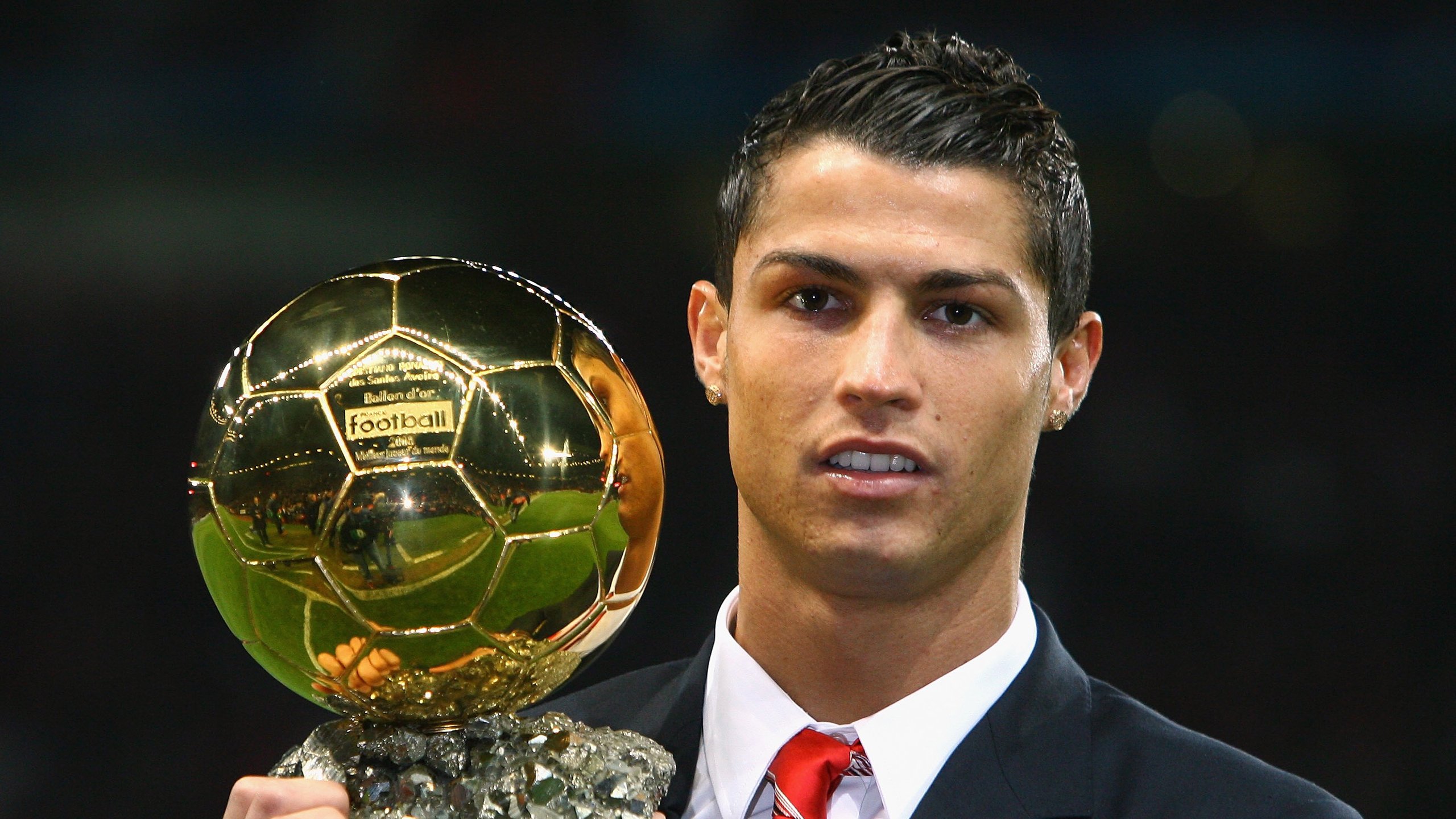 “青少年足球选拔赛推动多元化发展，发现更多潜力股”，青少年足球选拔标准